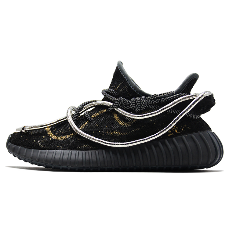 Повседневные кроссовки Yeezy Boost 350 V2 Unisex низкие/Gold Adidas Originals, черный
Повседневные кроссовки Yeezy Boost 350 V2 Unisex низкие/Gold Adidas Originals, черный