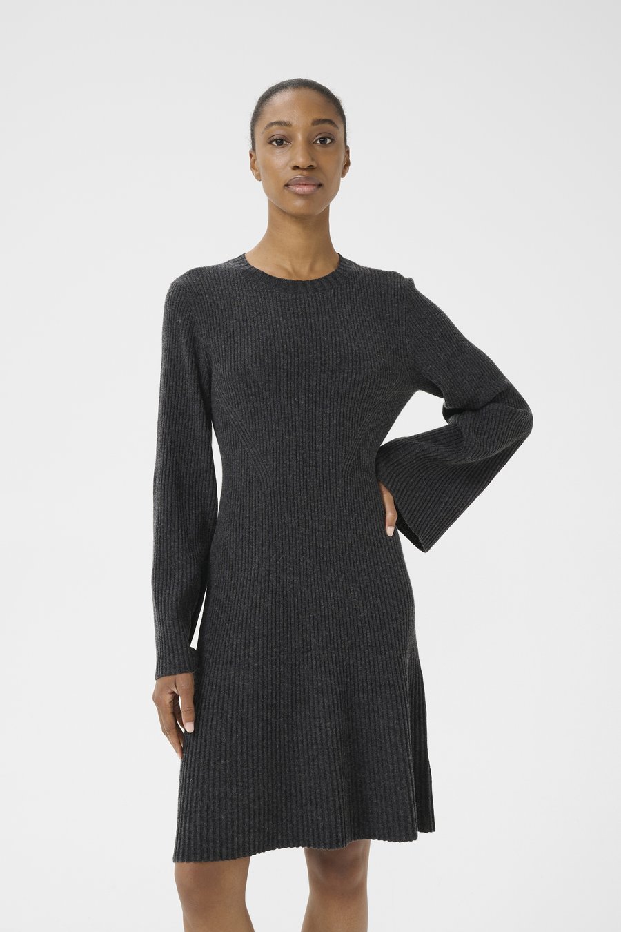 Платье Gestuz ANTALI DRESS, Charcoal/Dark Grey
Платье Gestuz ANTALI DRESS, Charcoal/Dark Grey