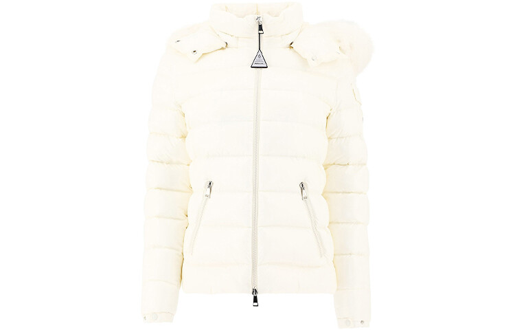 Пуховик женский белый Moncler
Пуховик женский белый Moncler