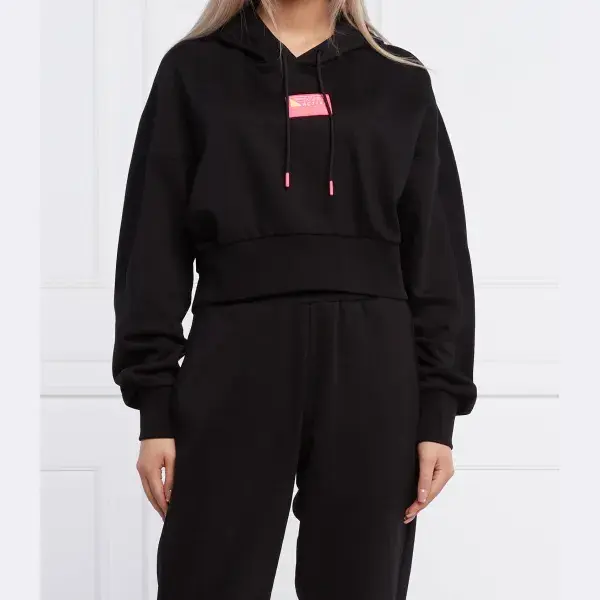 Укороченная толстовка Diametta Hugo, черный
Укороченная толстовка Diametta Hugo, черный