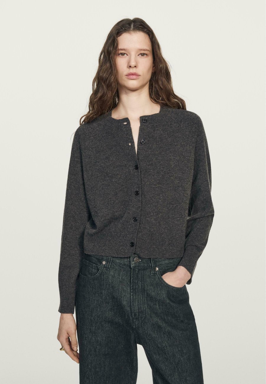 Кардиган Massimo Dutti Cardigan, Dark Grey
Кардиган Massimo Dutti Cardigan, Dark Grey
