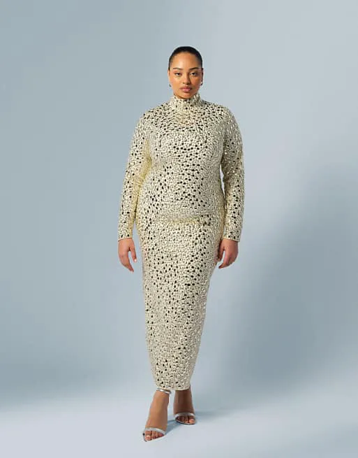 Текстурное платье макси с высоким воротником и длинными рукавами ARRANGE Curve
Текстурное платье макси с высоким воротником и длинными рукавами ARRANGE Curve