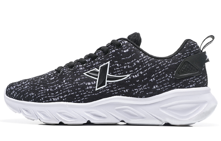 Антискользящие износостойкие дышащие легкие низкие кроссовки для бега мужские Black White XTEP, черно-белые
Антискользящие износостойкие дышащие легкие низкие кроссовки для бега мужские Black White XTEP, черно-белые