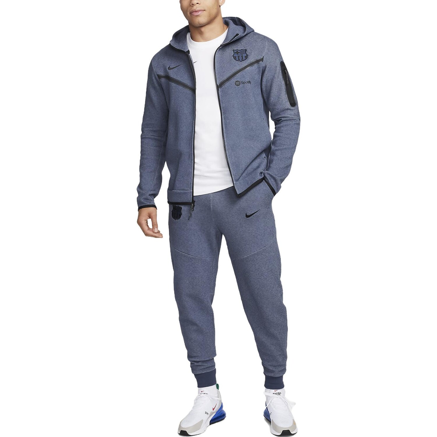 Трикотажные спортивные штаны мужские Thunder Blue Nike, синий
Трикотажные спортивные штаны мужские Thunder Blue Nike, синий