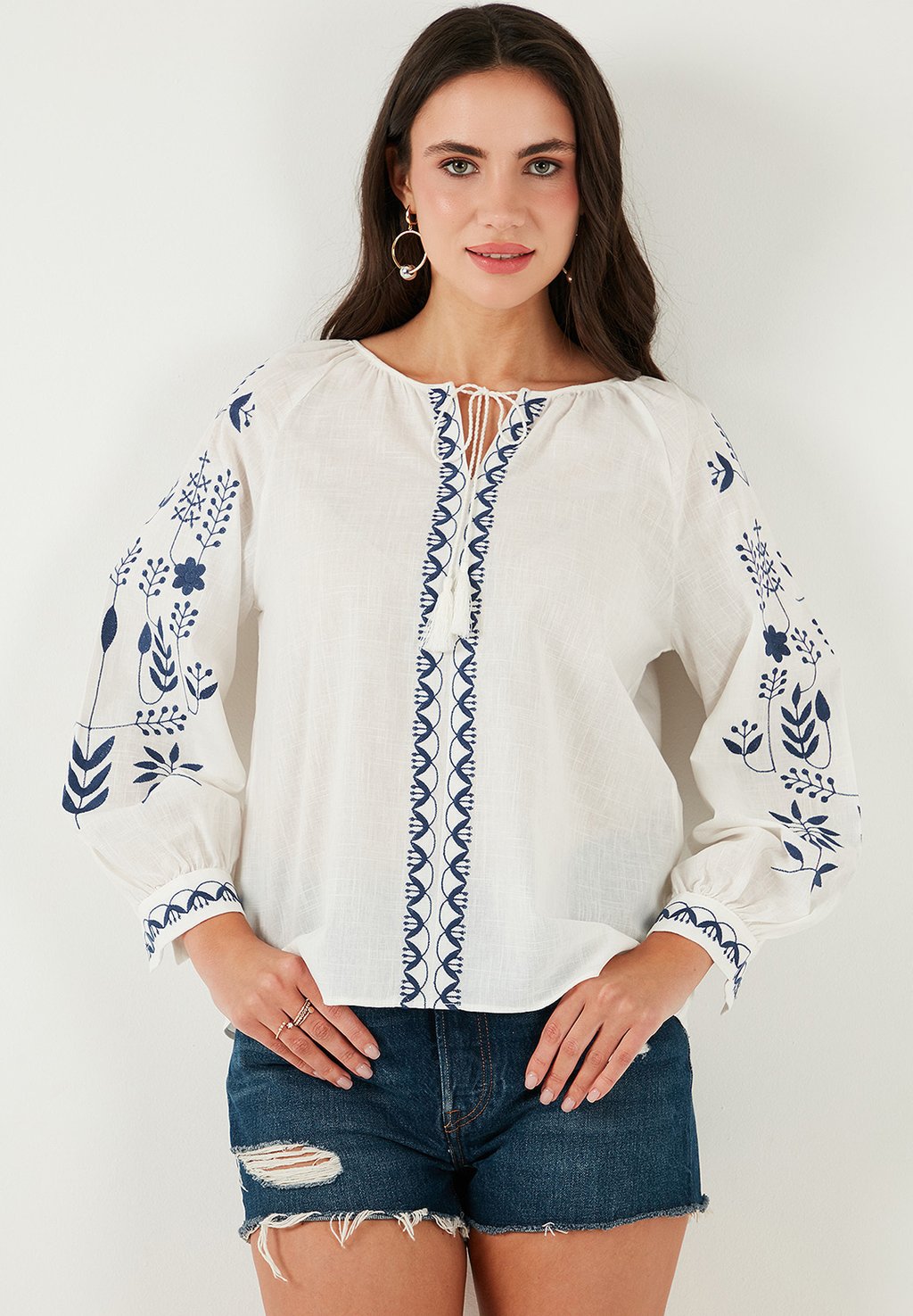 Блуза REGULAR FIT LELA, кремовый 
Блуза REGULAR FIT LELA, кремовый