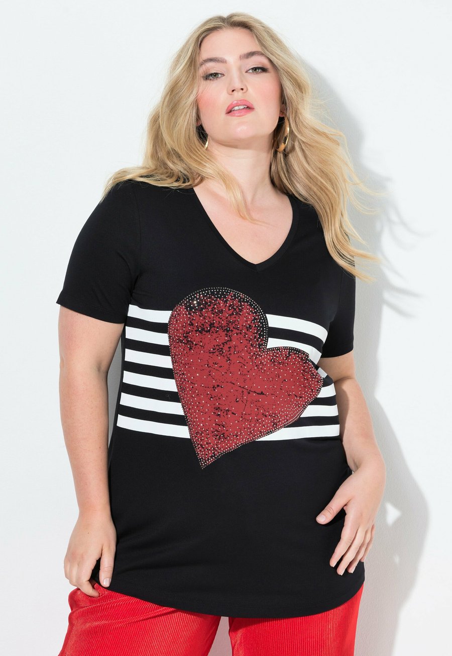 Футболка MIAMODA GLITZERSTEINCHEN HERZ STREIFEN, Black, Черный, Футболка MIAMODA GLITZERSTEINCHEN HERZ STREIFEN, Black
Футболка MIAMODA GLITZERSTEINCHEN HERZ STREIFEN, Black, Черный, Футболка MIAMODA GLITZERSTEINCHEN HERZ STREIFEN, Black