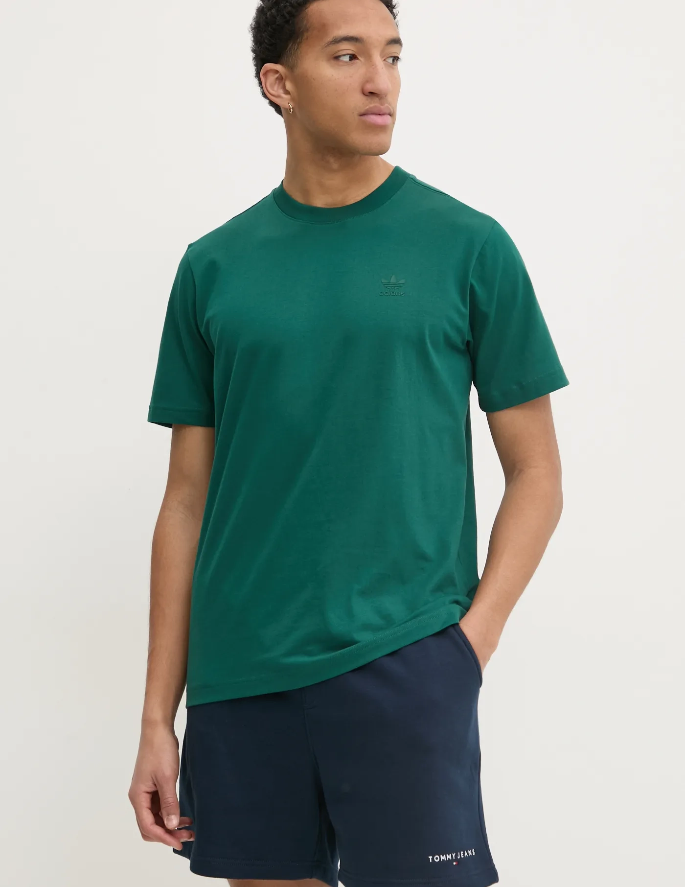 Хлопковая футболка Q12 TS TEE CO adidas Originals, зеленый
Хлопковая футболка Q12 TS TEE CO adidas Originals, зеленый