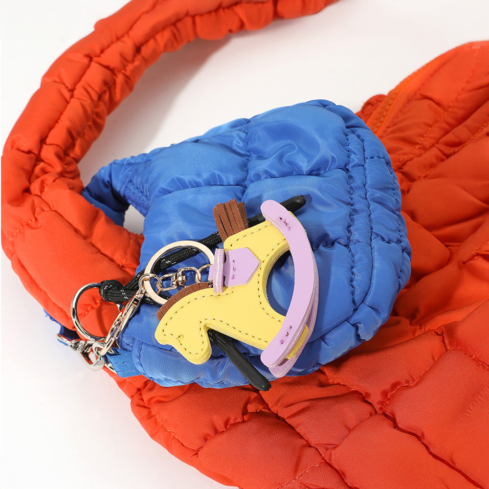 Мини-сумка-кошелек из стеганого пуховика / подвеска на сумку FASHNZFAB, синий
Мини-сумка-кошелек из стеганого пуховика / подвеска на сумку FASHNZFAB, синий