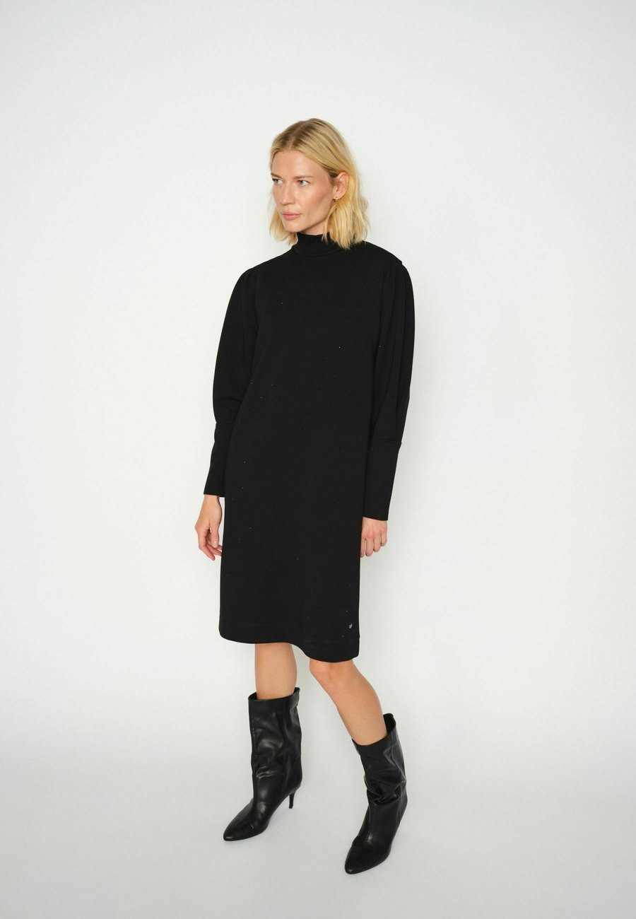 Платье Mos Mosh Day dress, Black
Платье Mos Mosh Day dress, Black