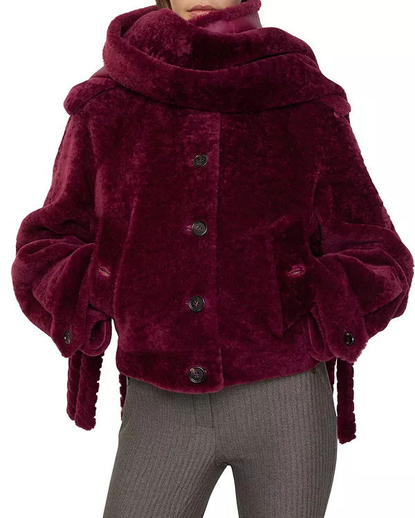 Съемный шарф, куртка из овчины Burberry, красный
Съемный шарф, куртка из овчины Burberry, красный