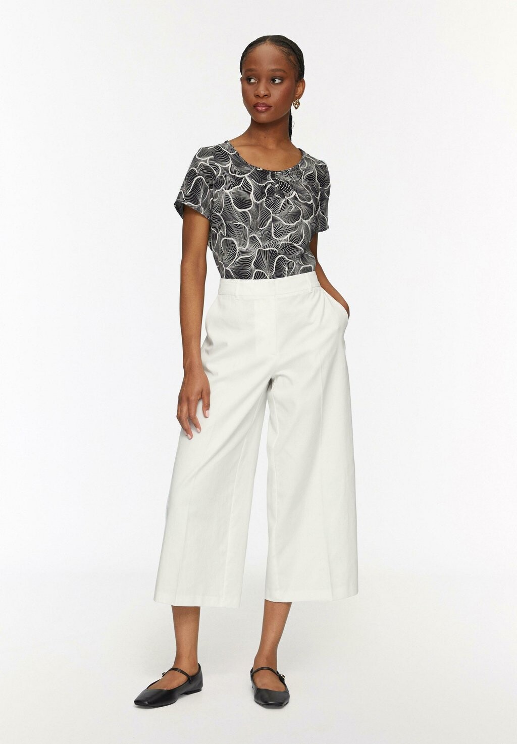 Брюки s.Oliver BLACK LABEL, кремовый
Брюки s.Oliver BLACK LABEL, кремовый