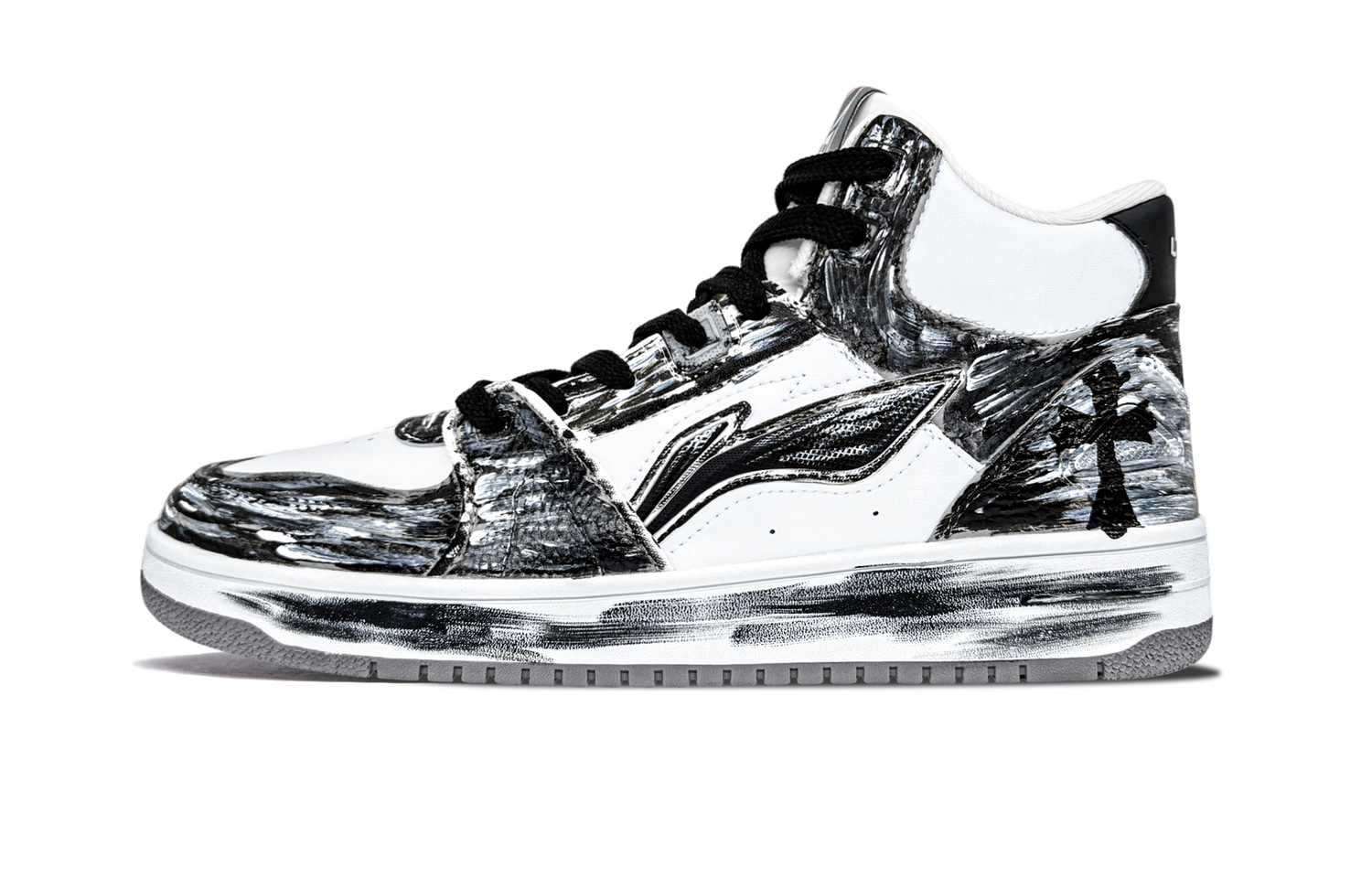 LINING Мужские черные скейтборд кроссовки Tianji HI с противоскользящей и износостойкой подошвой, увеличивающие рост, mid top
LINING Мужские черные скейтборд кроссовки Tianji HI с противоскользящей и износостойкой подошвой, увеличивающие рост, mid top