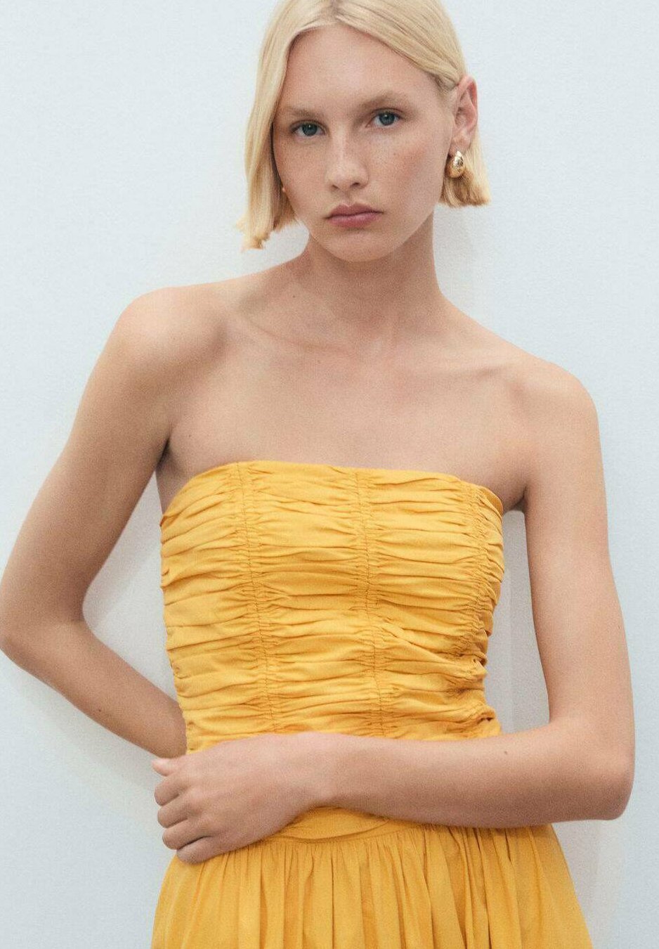 Топ Mango, горчично-желтый
Топ Mango, горчично-желтый