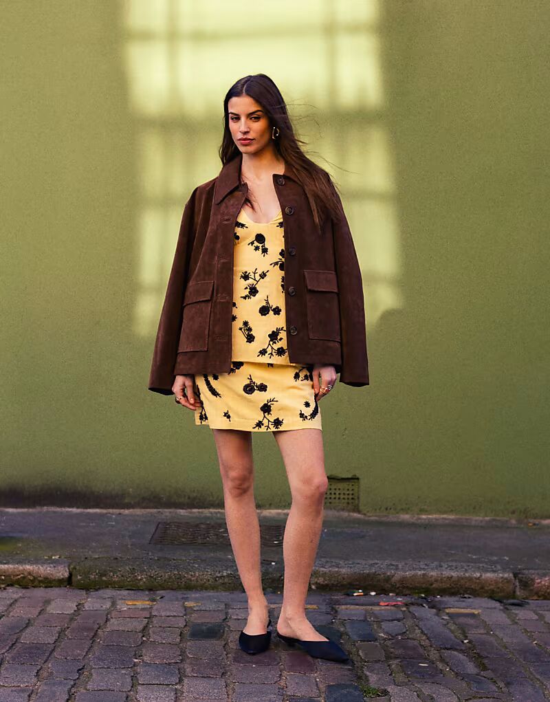 Мини-юбка из льна с отделкой Topshop coord желтого цвета
Мини-юбка из льна с отделкой Topshop coord желтого цвета