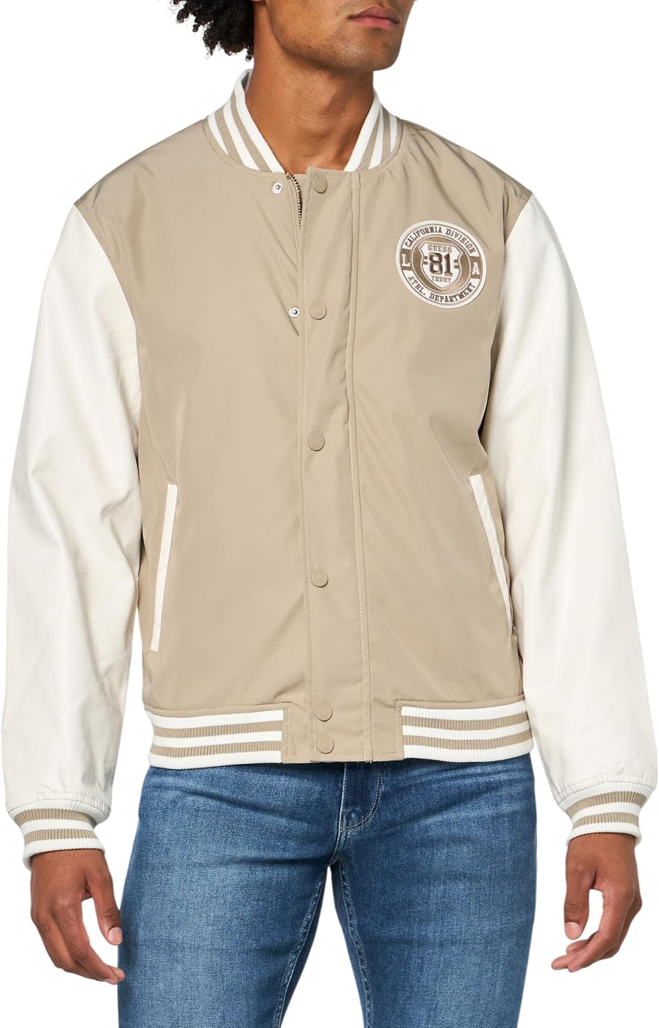 Куртка-бомбер Varsity для мужчин от GUESS, Traditional Khaki Salt Blockin
Куртка-бомбер Varsity для мужчин от GUESS, Traditional Khaki Salt Blockin