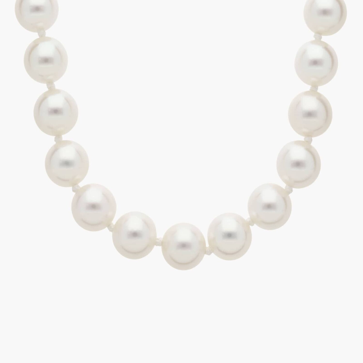 16-дюймовое классическое ожерелье из нити культивированного жемчуга Акойя из 18-каратного желтого золота (7,0-7,5 мм) Blue Nile
16-дюймовое классическое ожерелье из нити культивированного жемчуга Акойя из 18-каратного желтого золота (7,0-7,5 мм) Blue Nile