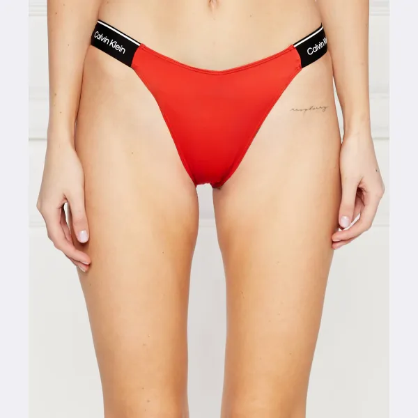 Низ бикини Delta Calvin Klein, красный
Низ бикини Delta Calvin Klein, красный