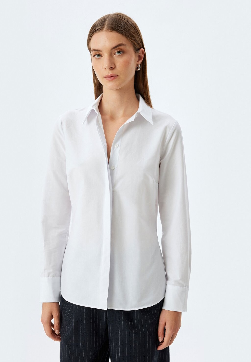 Блузка на пуговицах Koton, молочный
Блузка на пуговицах Koton, молочный