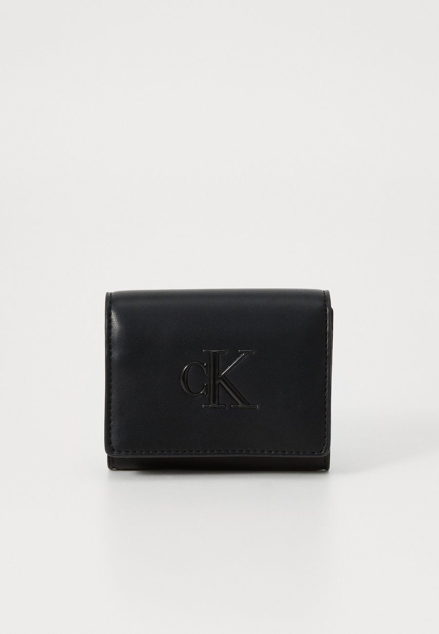 Кошелек Calvin Klein BOLD MEDIUM BIFOLD, Black
Кошелек Calvin Klein BOLD MEDIUM BIFOLD, Black