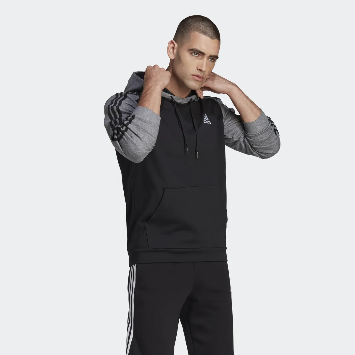 Толстовка Adidas Sportswear с капюшоном "ESSENTIALS MÉLANGE FRENCH TERRY HOODIE", черный
Толстовка Adidas Sportswear с капюшоном "ESSENTIALS MÉLANGE FRENCH TERRY HOODIE", черный