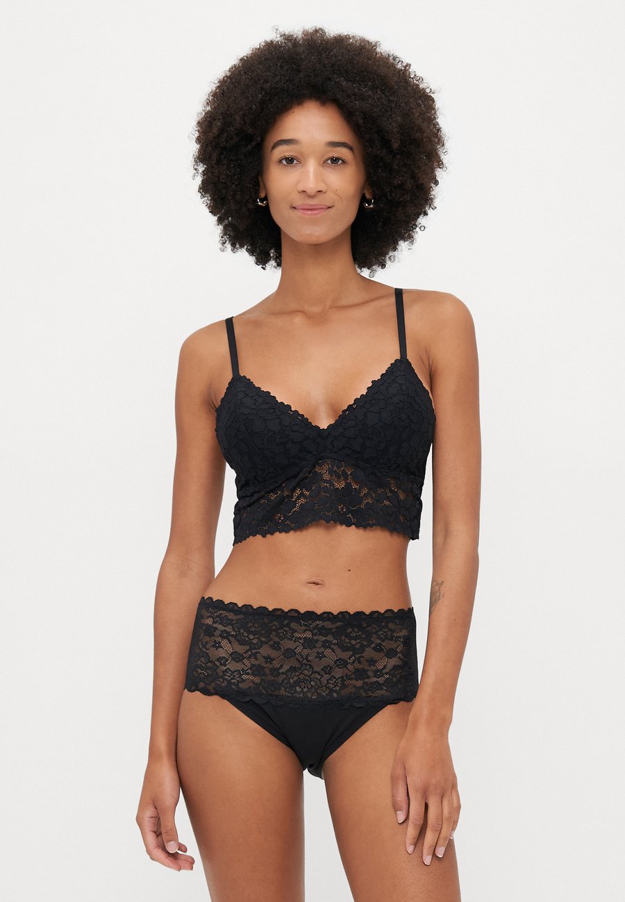 Брифы Anna Field 7 PACK, Black
Брифы Anna Field 7 PACK, Black