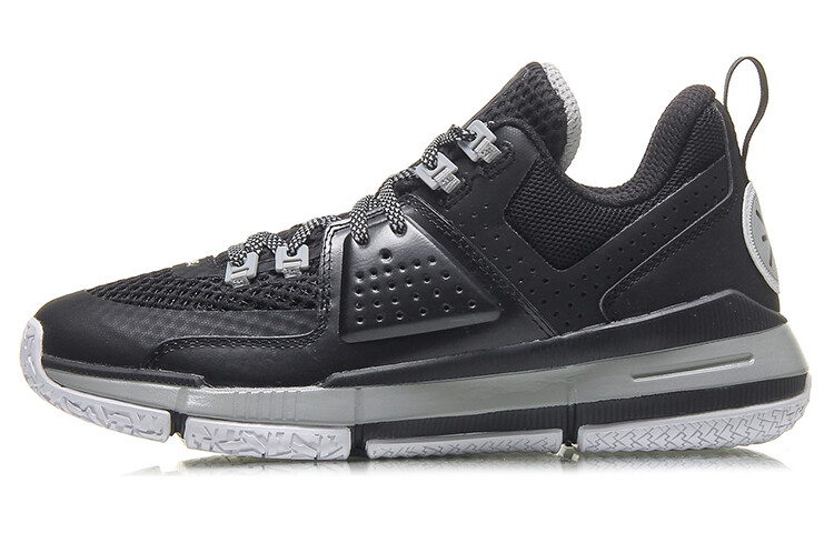 Баскетбольные кроссовки All City 6 мужские с низким верхом, черные/серые Lining
Баскетбольные кроссовки All City 6 мужские с низким верхом, черные/серые Lining