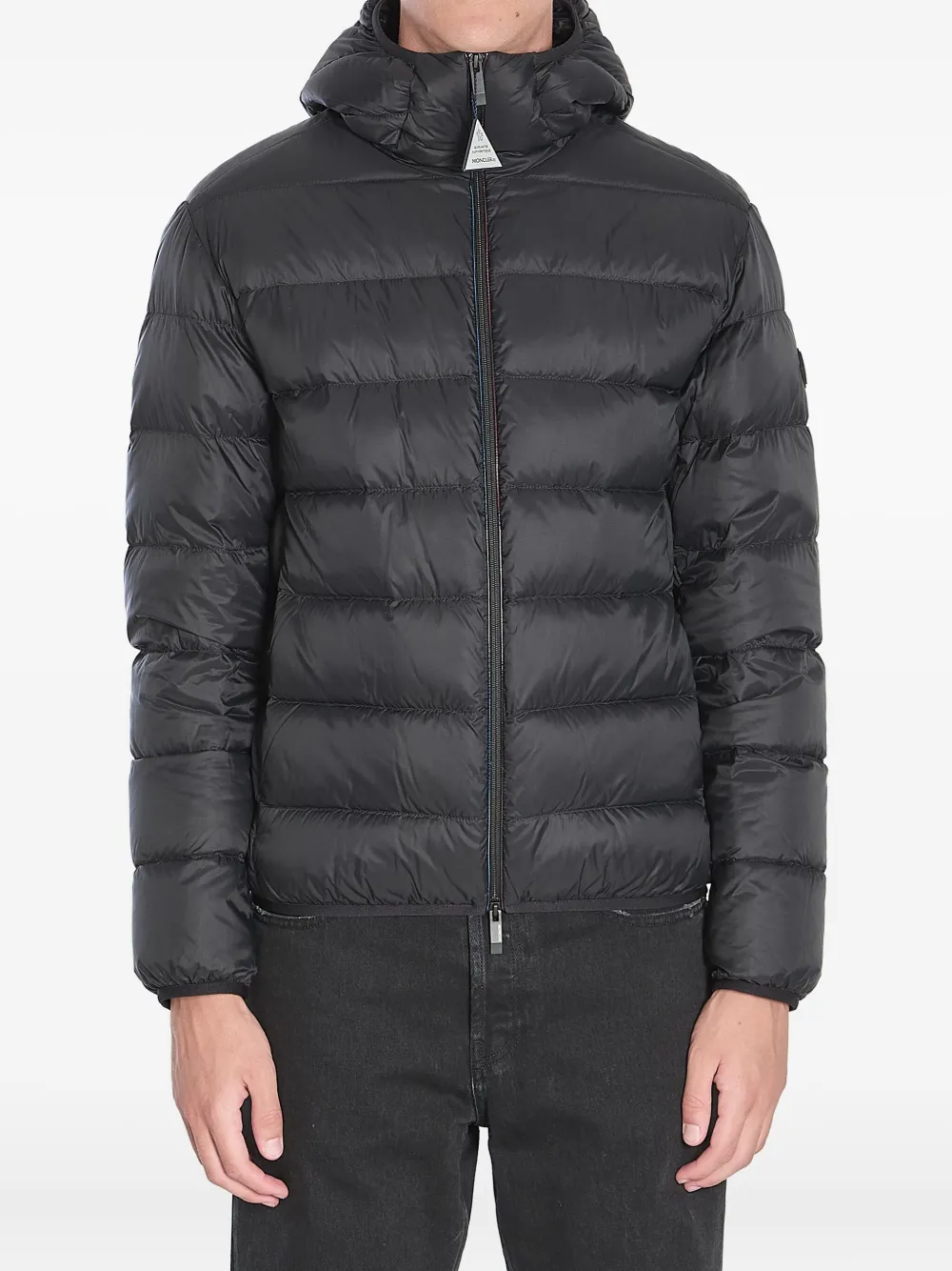 Куртка-пуховик с капюшоном MONCLER, черный 
Куртка-пуховик с капюшоном MONCLER, черный