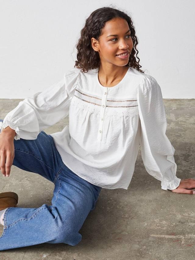 Vidar топ с длинными рукавами и вышивкой Sisters Point, White/Multi
Vidar топ с длинными рукавами и вышивкой Sisters Point, White/Multi