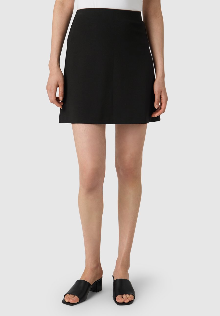 Юбка Les Lunes FRANKIEE, Schwarz/Black
Юбка Les Lunes FRANKIEE, Schwarz/Black