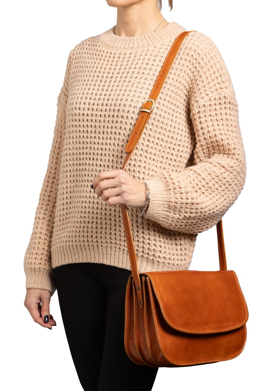 Сумка кросс-боди Chiara Ferretti Cross body bag, Cognac
Сумка кросс-боди Chiara Ferretti Cross body bag, Cognac