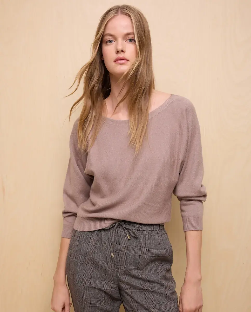 Женский джемпер с лодочным вырезом Easy Wear, коричневый
Женский джемпер с лодочным вырезом Easy Wear, коричневый