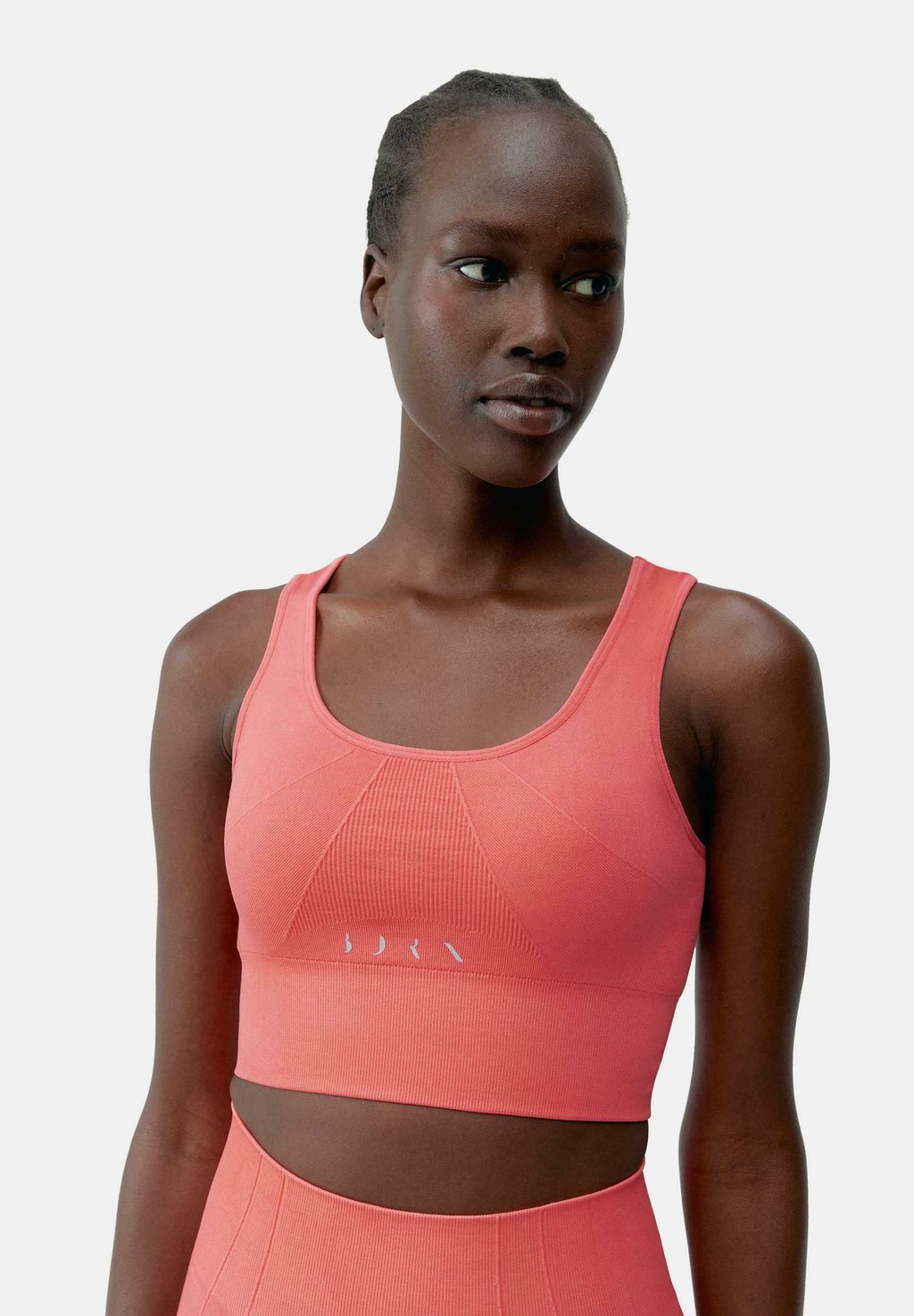 Спортивный бюстгальтер средней поддержки URDHVA Born Living Yoga, розовый
Спортивный бюстгальтер средней поддержки URDHVA Born Living Yoga, розовый