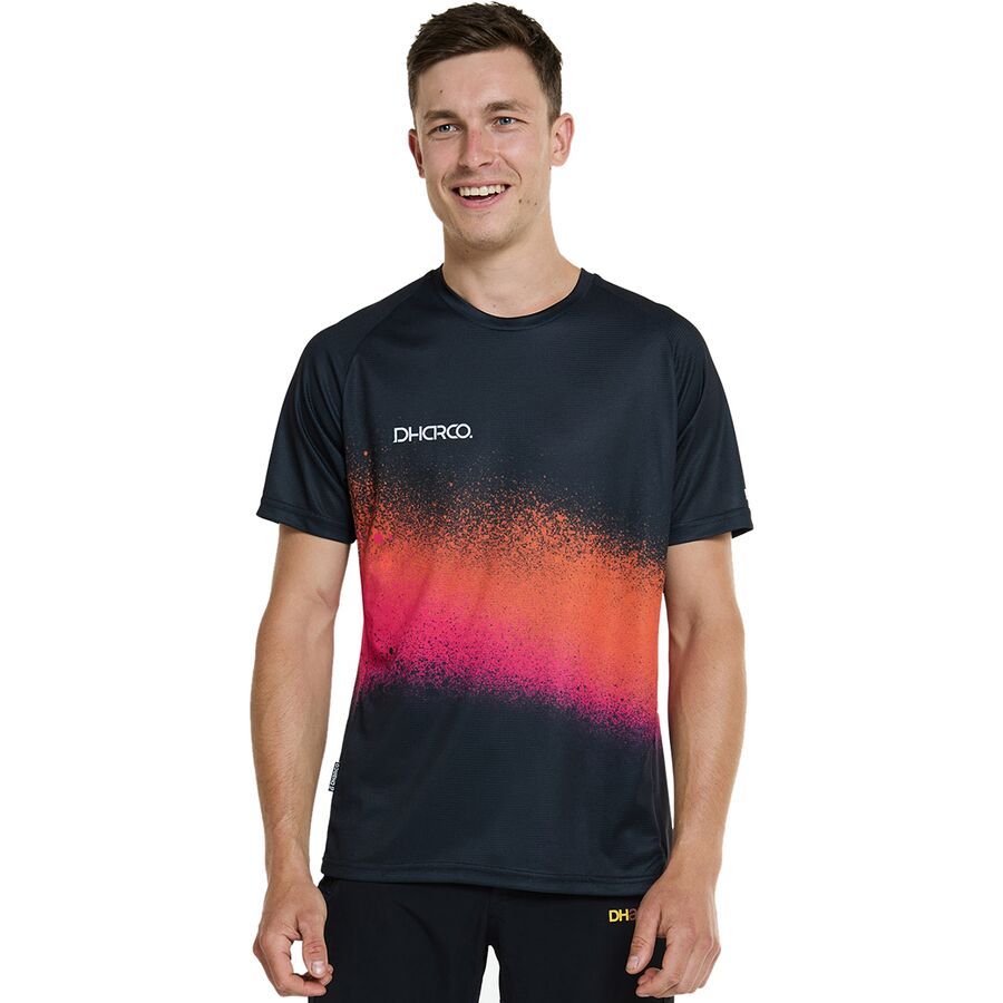 Футболка DHaRCO Short-Sleeve Jersey DHaRCO, Black Snake
Футболка DHaRCO Short-Sleeve Jersey DHaRCO, Black Snake