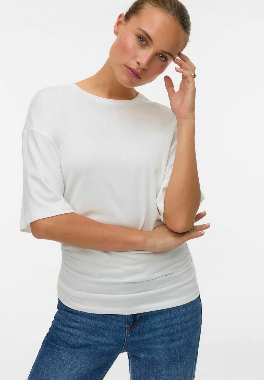 Футболка Vero Moda AWNAVARO , Snow White/White
Футболка Vero Moda AWNAVARO , Snow White/White