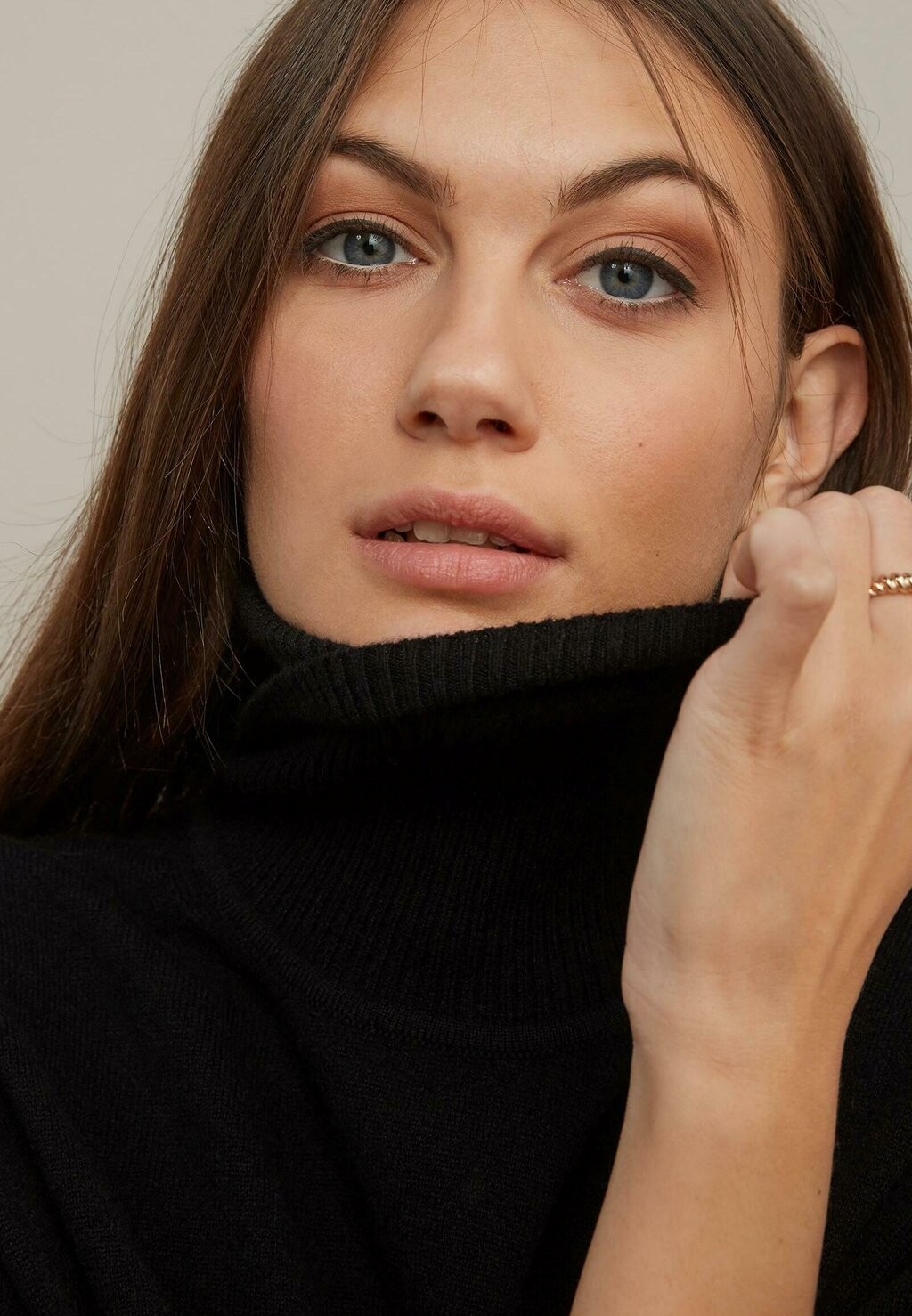 Джемпер ULTRASOFT TURTLENECK Falconeri, черный
Джемпер ULTRASOFT TURTLENECK Falconeri, черный