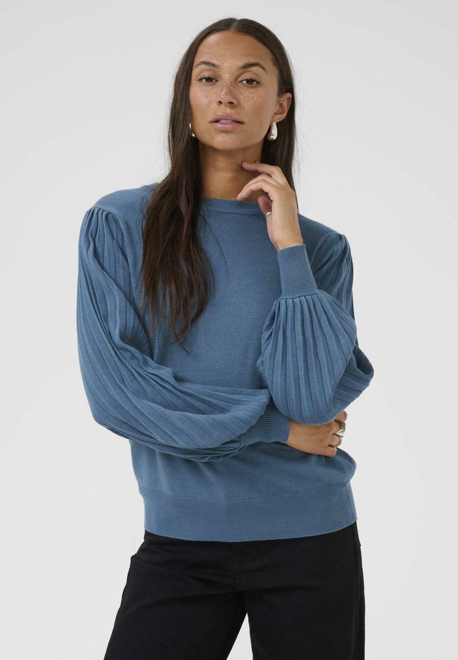 Джемпер Kaffe KALONE, Bering Sea/Light Blue
Джемпер Kaffe KALONE, Bering Sea/Light Blue