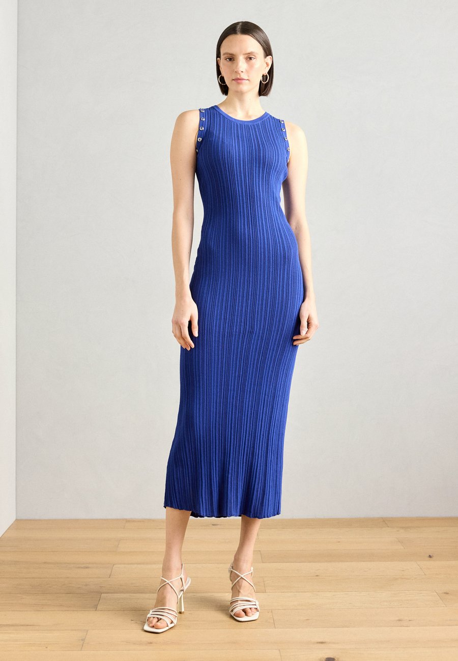Платье Morgan Jumper dress, Sodalite Blue/Blue
Платье Morgan Jumper dress, Sodalite Blue/Blue