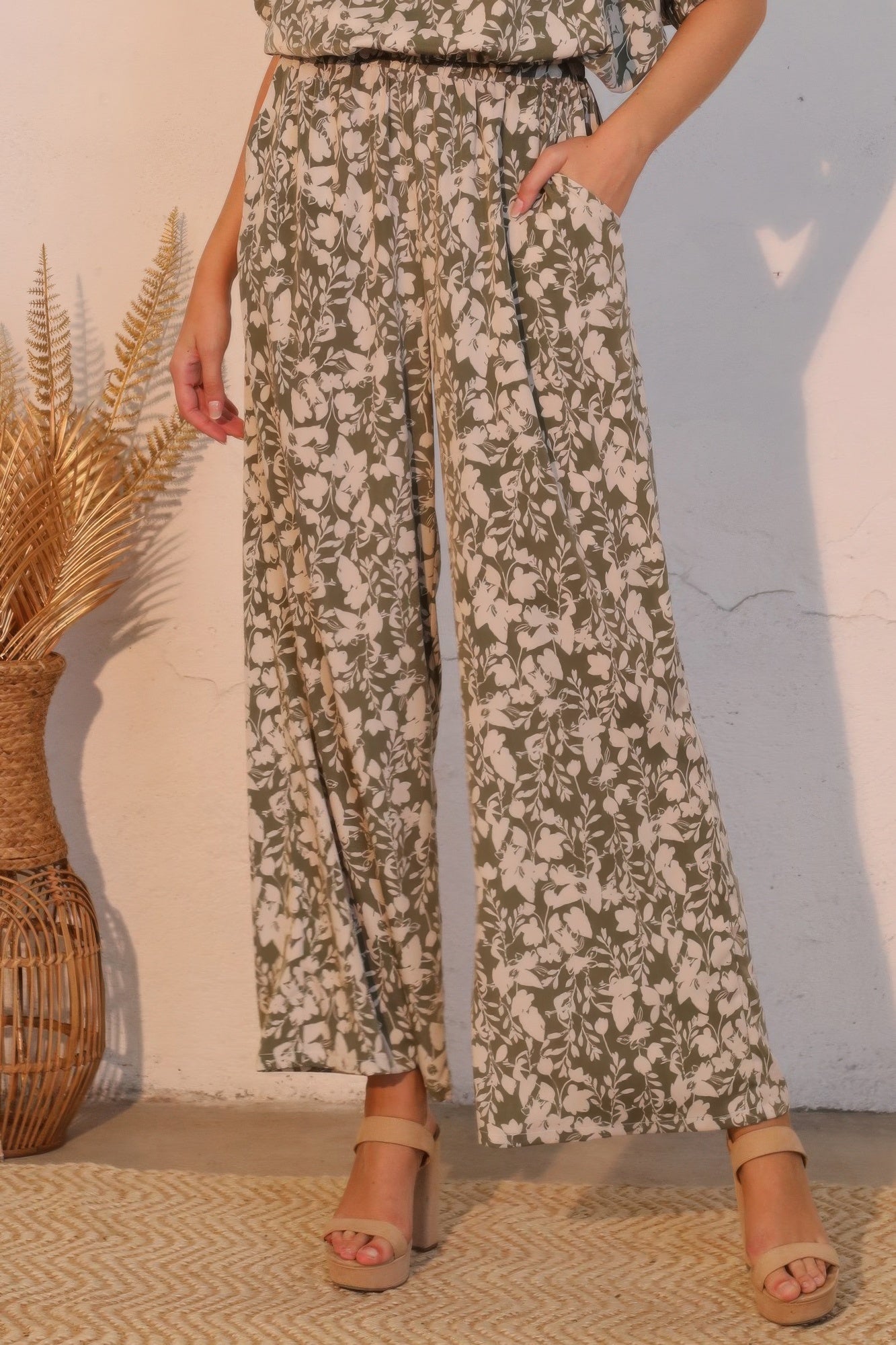 TRUEDAMES Брюки с карманами цвета оливковой лозы
TRUEDAMES Брюки с карманами цвета оливковой лозы