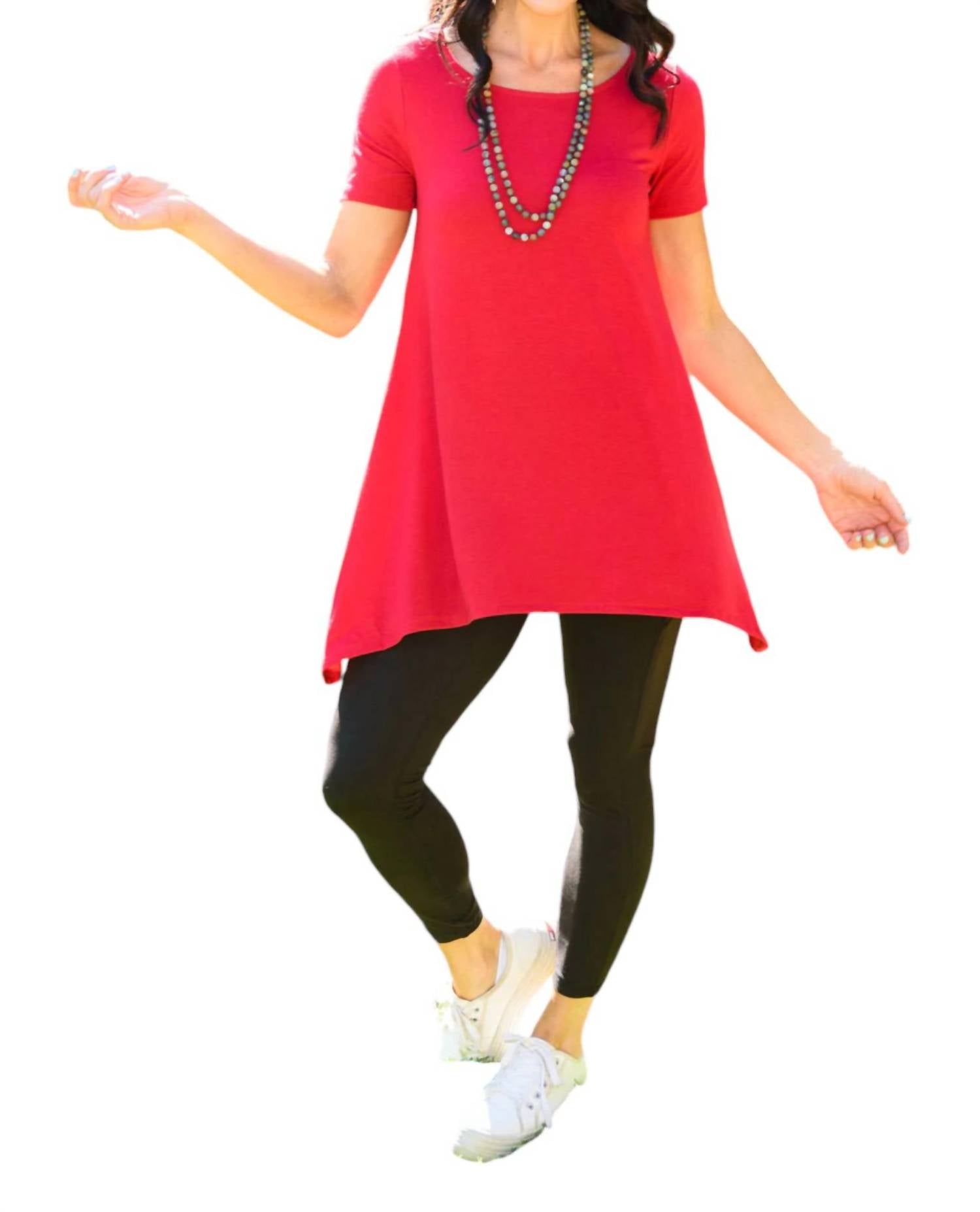 Топ Fresh Feels в красном ZENANA
Топ Fresh Feels в красном ZENANA