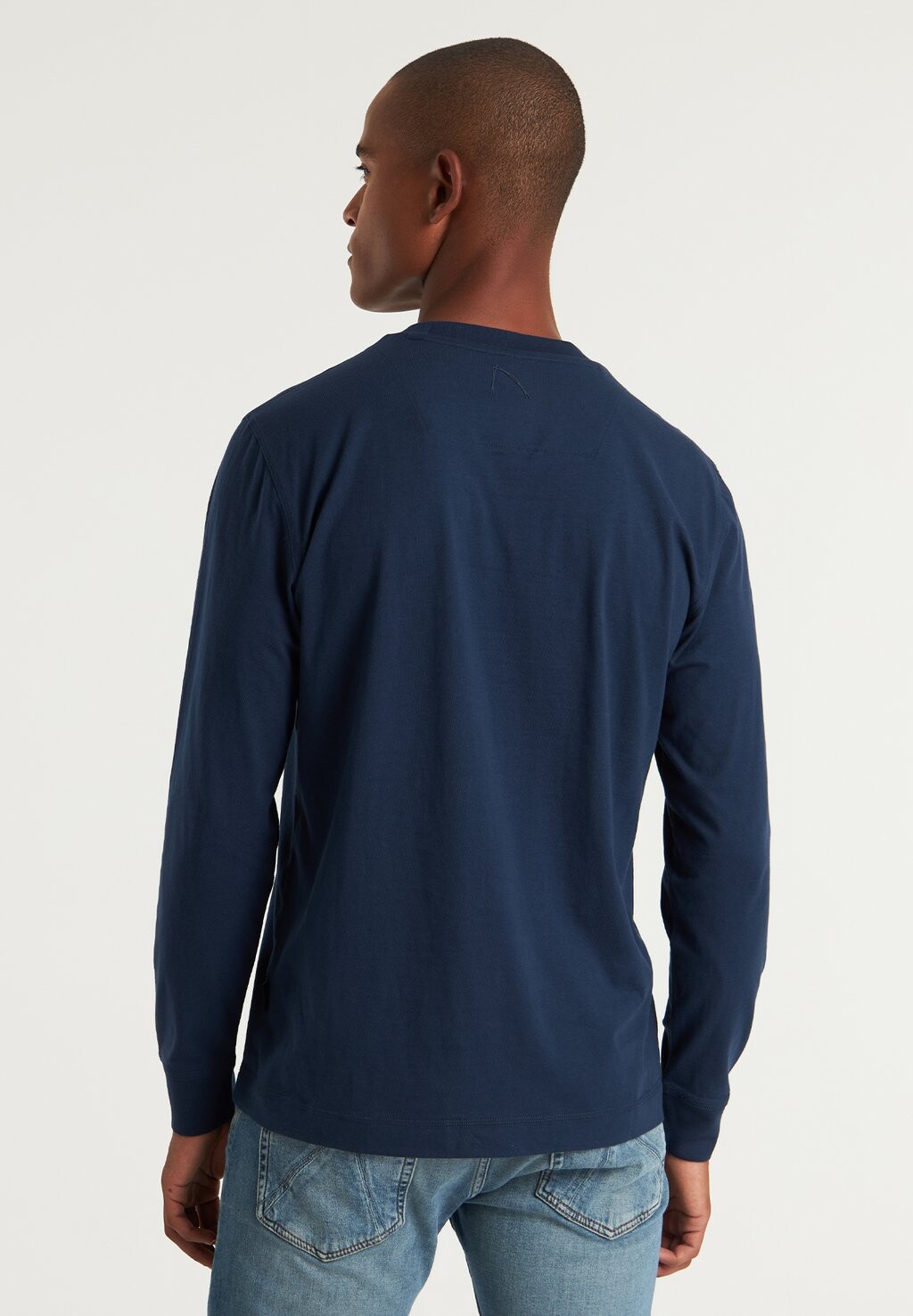 Топ с длинными рукавами ELY CHASIN', темно-синий
Топ с длинными рукавами ELY CHASIN', темно-синий