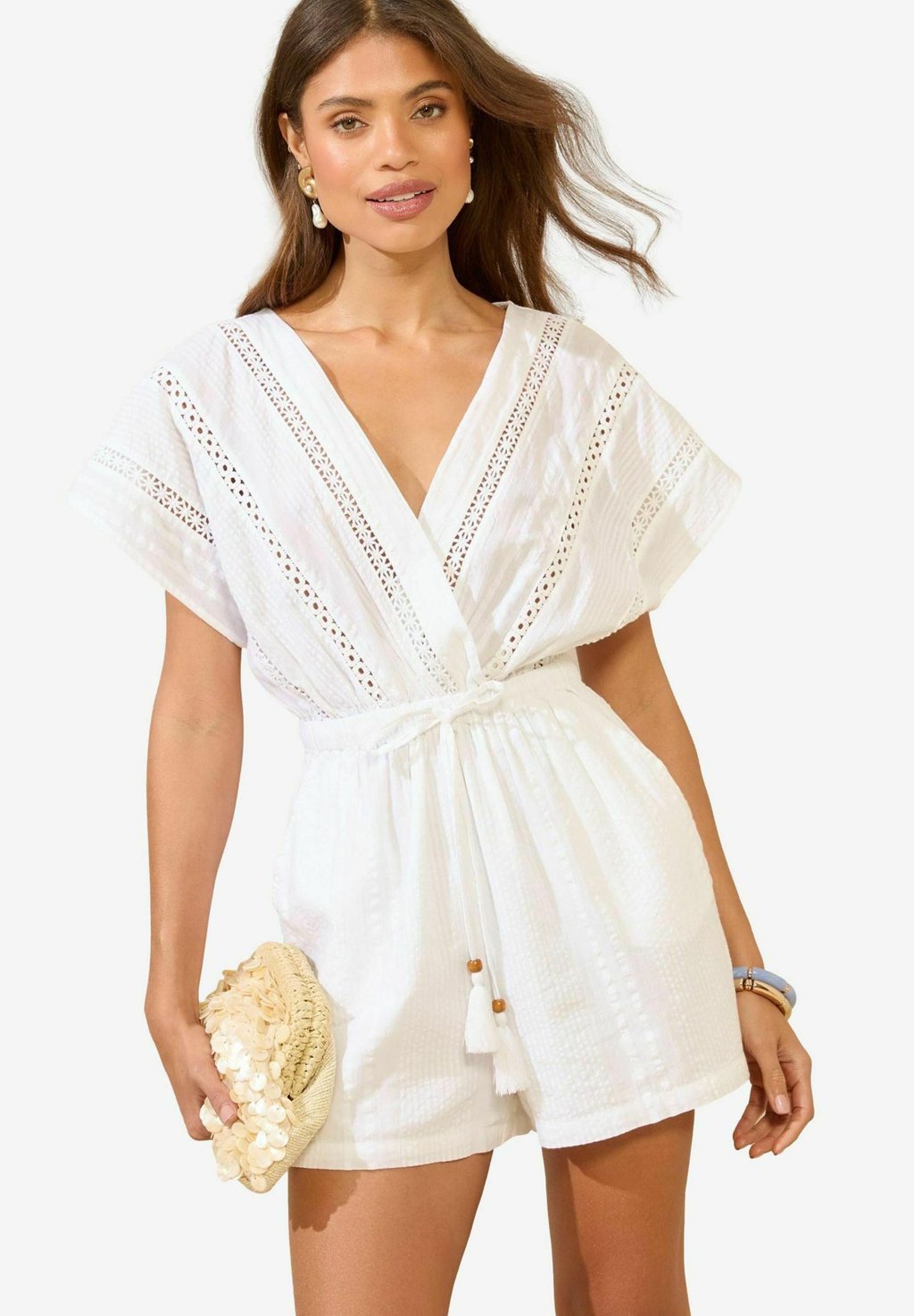 Комбинезон Lipsy, белый
Комбинезон Lipsy, белый