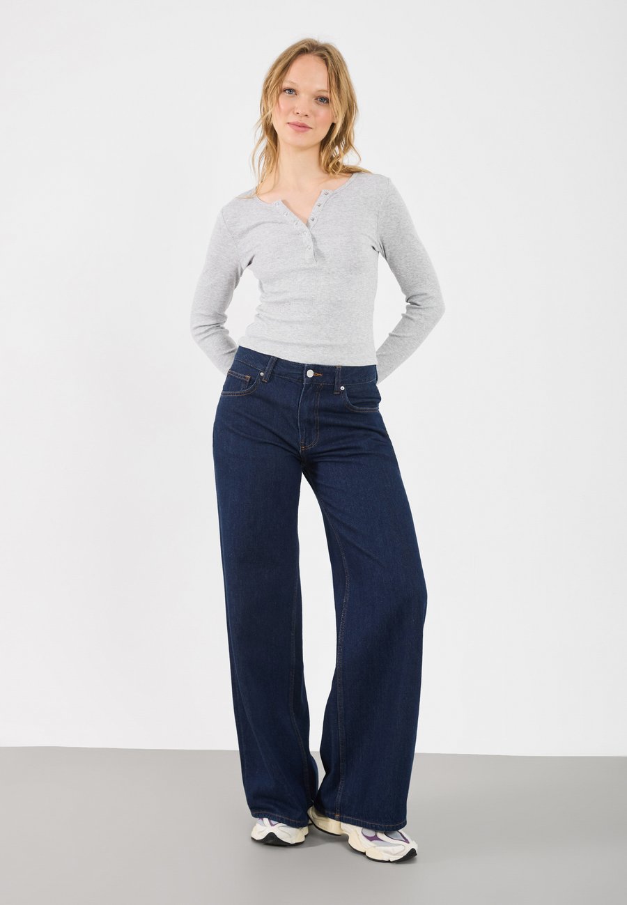 Топ Even&Odd 2 PACK, Black/Light Grey Melange/Black
Топ Even&Odd 2 PACK, Black/Light Grey Melange/Black