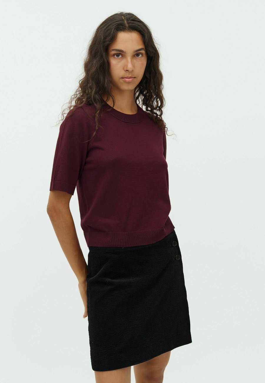 Футболка mbyM CARLA, Fig/Purple, Фиолетовый, Футболка mbyM CARLA, Fig/Purple
Футболка mbyM CARLA, Fig/Purple, Фиолетовый, Футболка mbyM CARLA, Fig/Purple