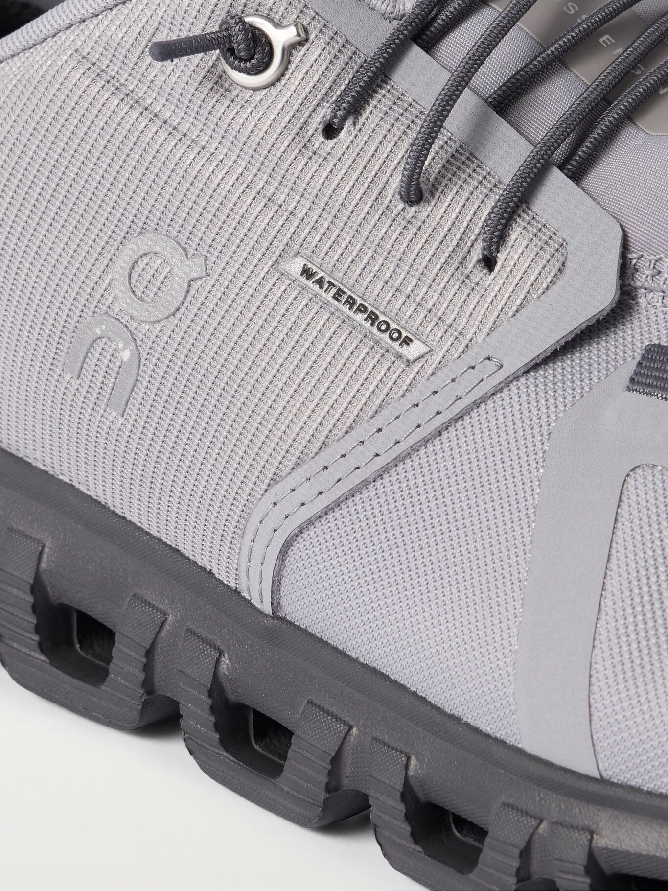 Кроссовки Cloud 6 WP с сетчатой отделкой и резиновой отделкой ON, серый
Кроссовки Cloud 6 WP с сетчатой отделкой и резиновой отделкой ON, серый