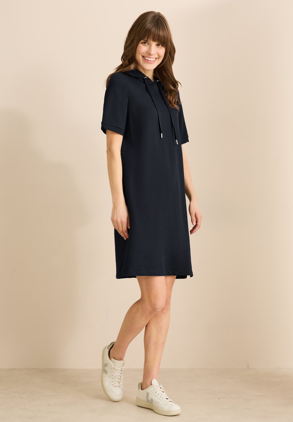 Платье-джемпер MIT KAPUZE Cecil, сине-зеленый
Платье-джемпер MIT KAPUZE Cecil, сине-зеленый