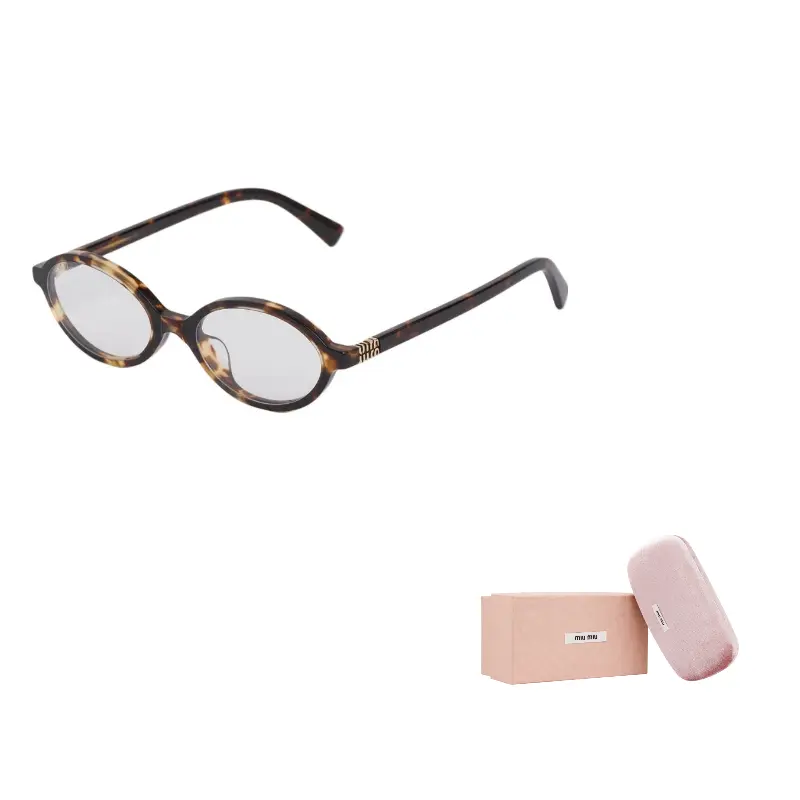 Солнечные очки Runway Logo plaque MIU MIU
Солнечные очки Runway Logo plaque MIU MIU