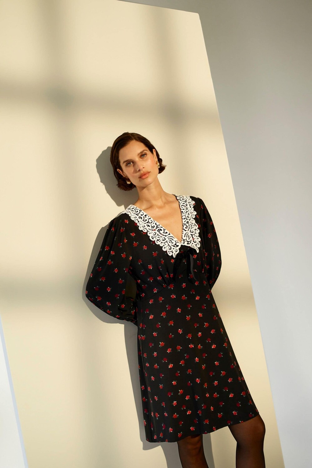 Платье из джерси с кружевным воротником Dion Monsoon, черный
Платье из джерси с кружевным воротником Dion Monsoon, черный