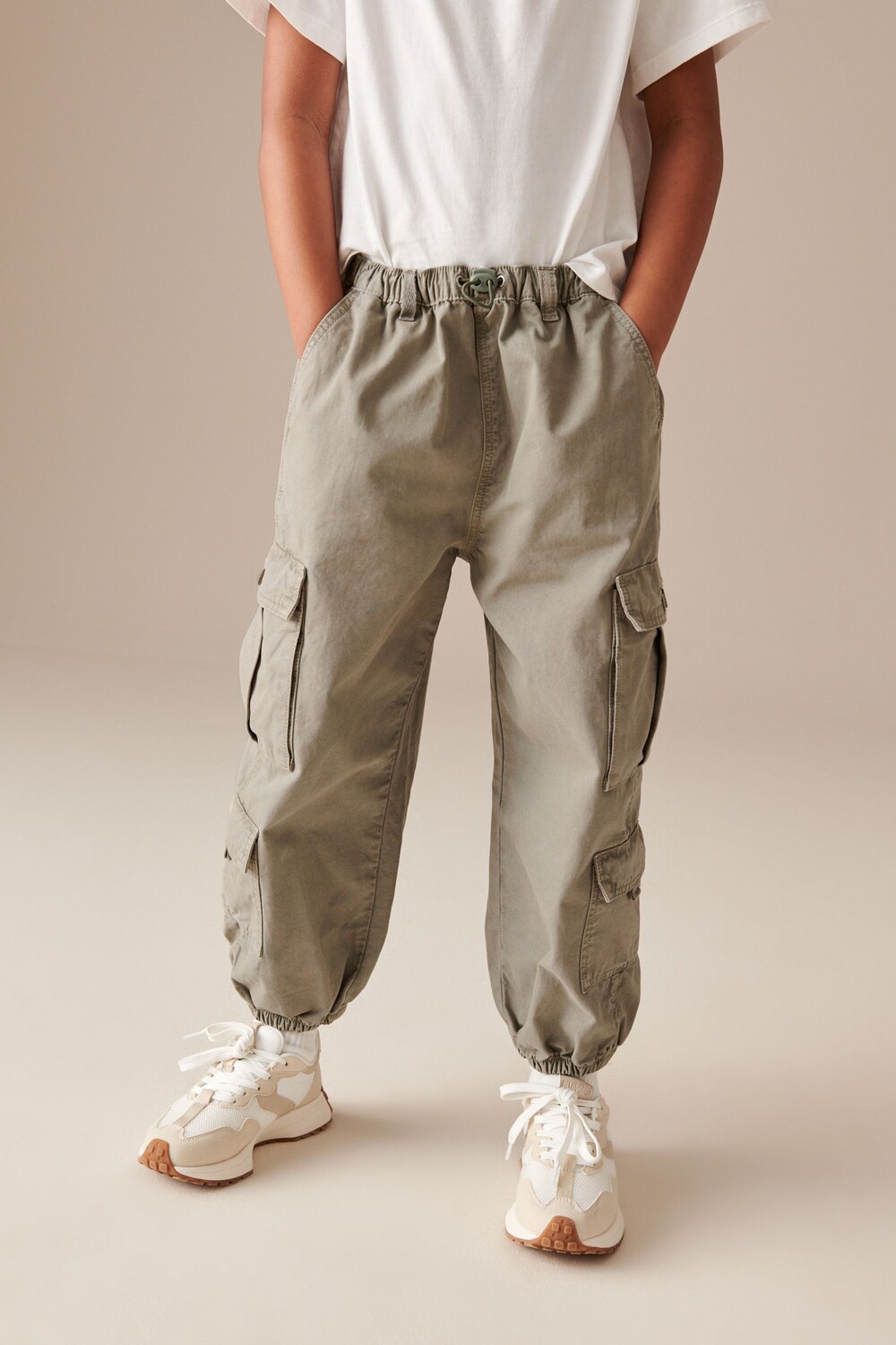 Боевые брюки широкого кроя (3-16 лет) Next, зеленый
Боевые брюки широкого кроя (3-16 лет) Next, зеленый