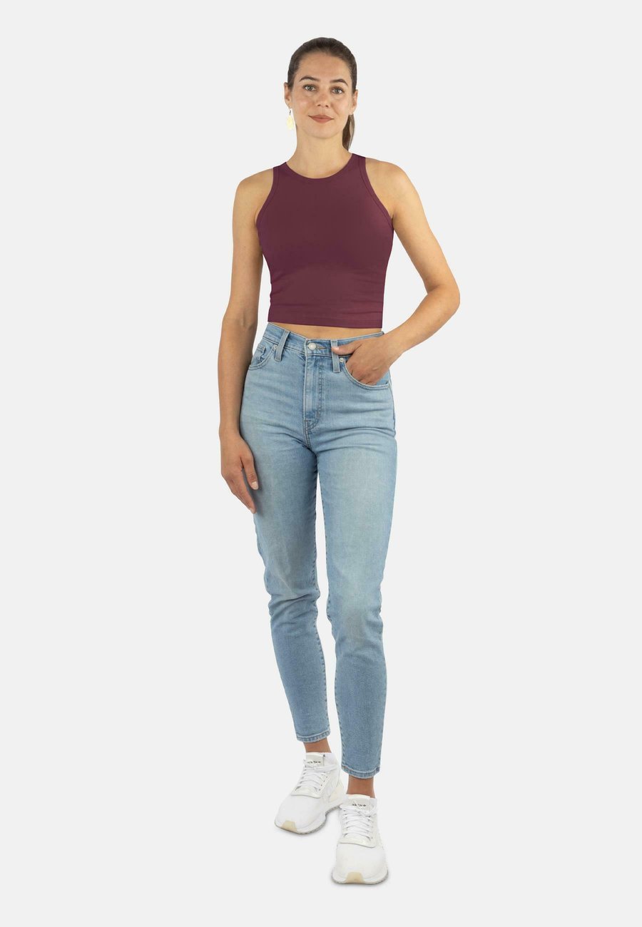 Топ Normani 2 X CROP HOCHGESCHLOSSEN, Burgund/Bordeaux
Топ Normani 2 X CROP HOCHGESCHLOSSEN, Burgund/Bordeaux