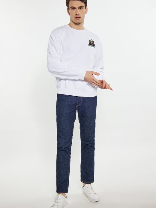 Фуфайка Mo, белый
Фуфайка Mo, белый